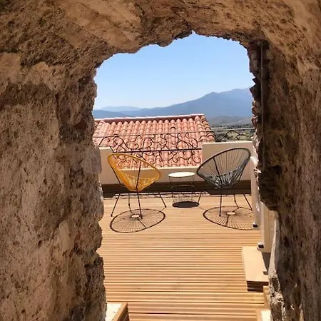 Charmante Maison De Village Avec Toit Terrasse Holiday home *